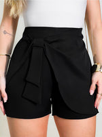 Short de Alfaiataria Feminino com Amarração e Cintura Alta