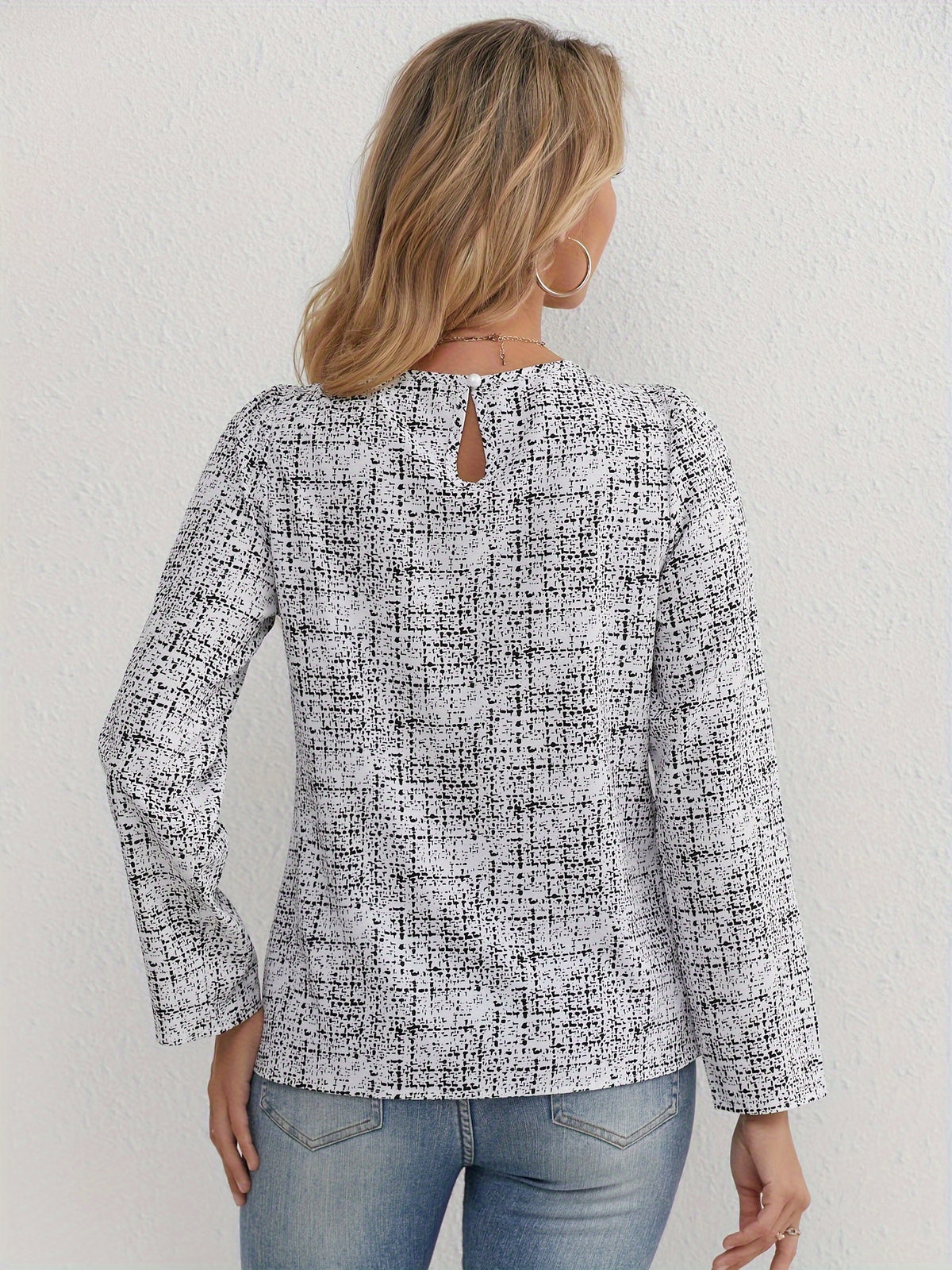 Blusa Feminina Manga Longa Texturizada Elegante Gola Redonda