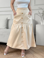Saia Midi Feminina Evasê com Botões Frontais