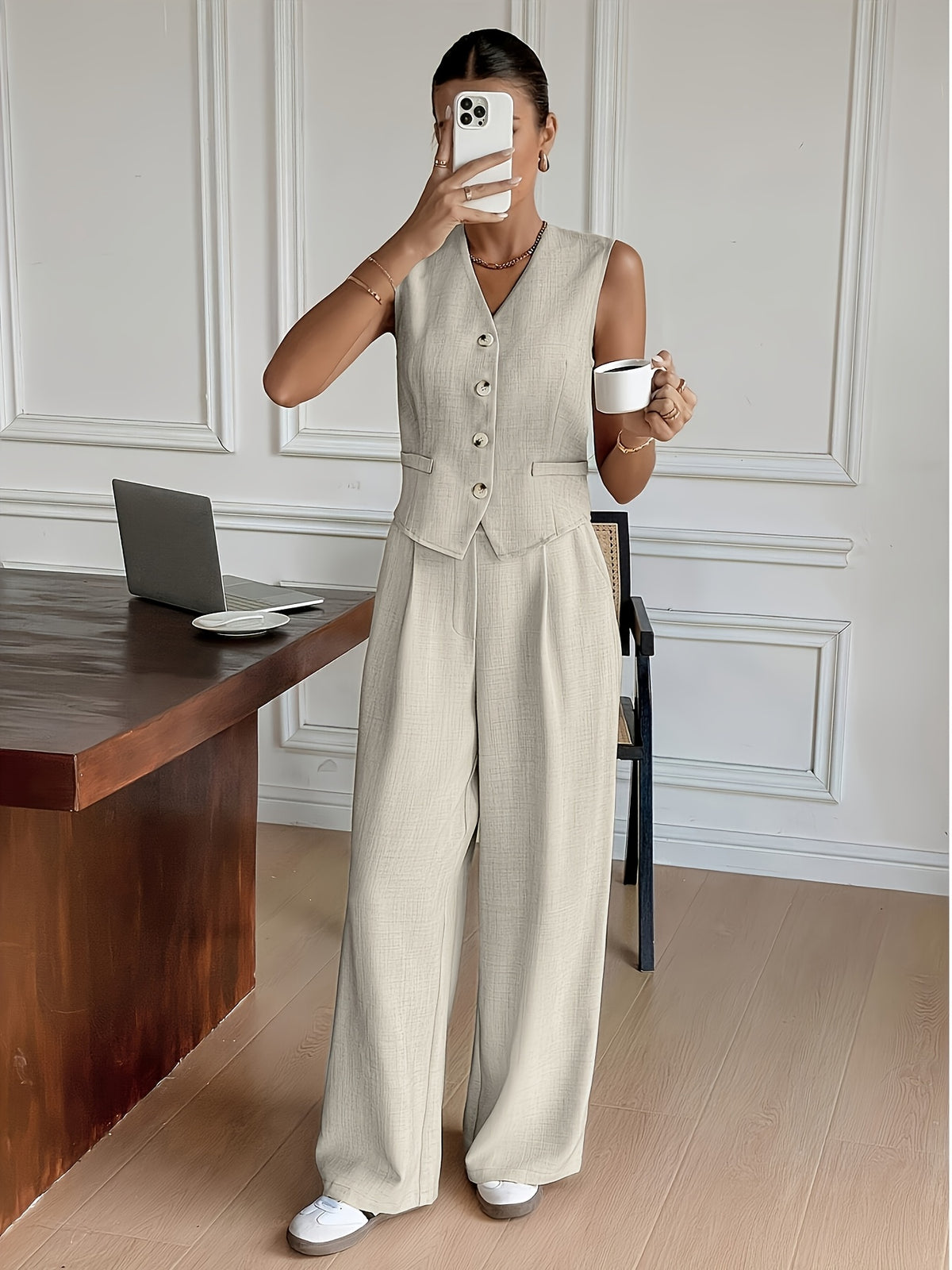 Conjunto Feminino 2 Peças de Alfaiataria com Colete e Calça Pantalona