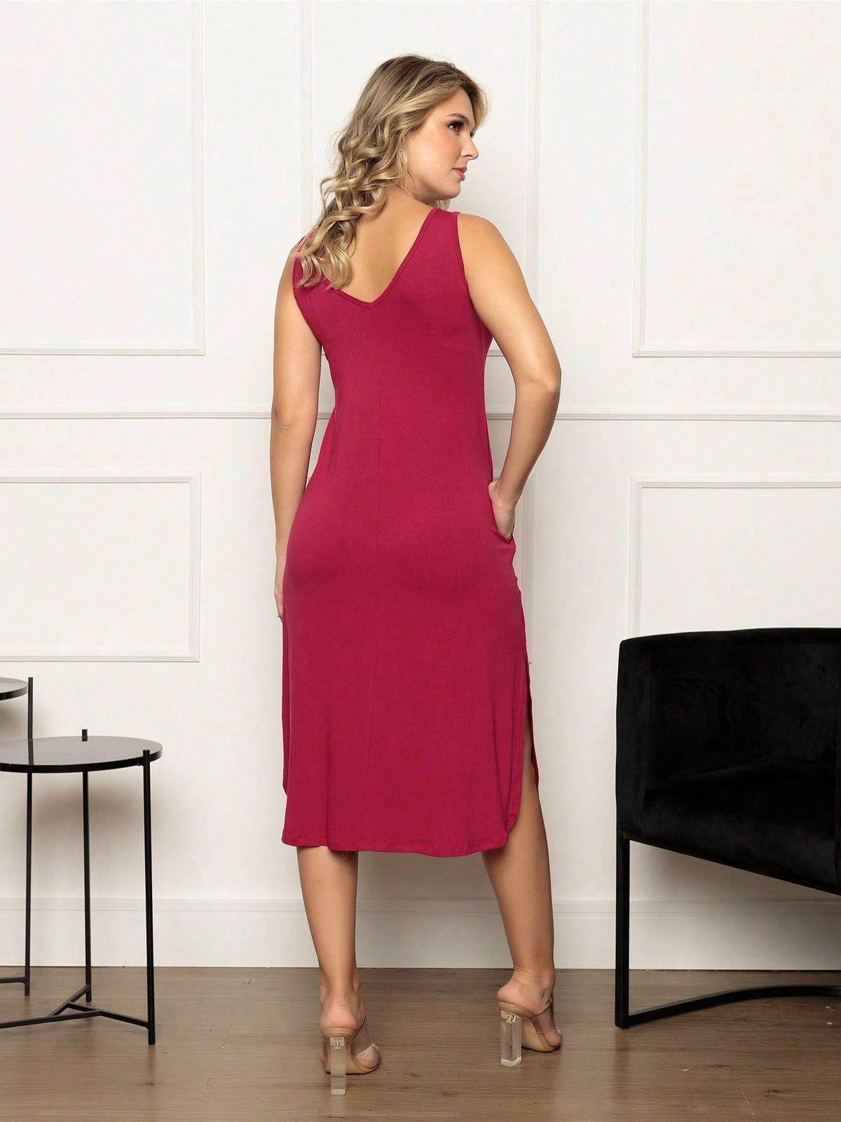 Vestido Midi Regata em Malha Confortável Feminino