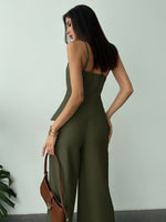 Conjunto Feminino 2 Peças com Top Assimétrico e Calça Pantalona