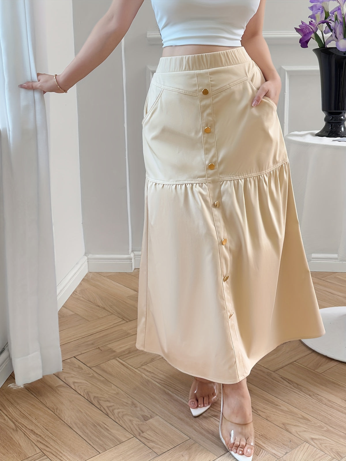 Saia Midi Feminina Evasê com Botões Frontais