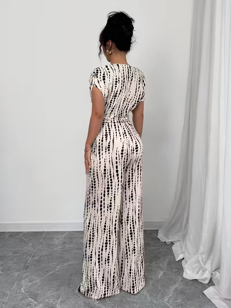 Macacão Feminino Pantalona de Perna Larga com Amarração Elegante