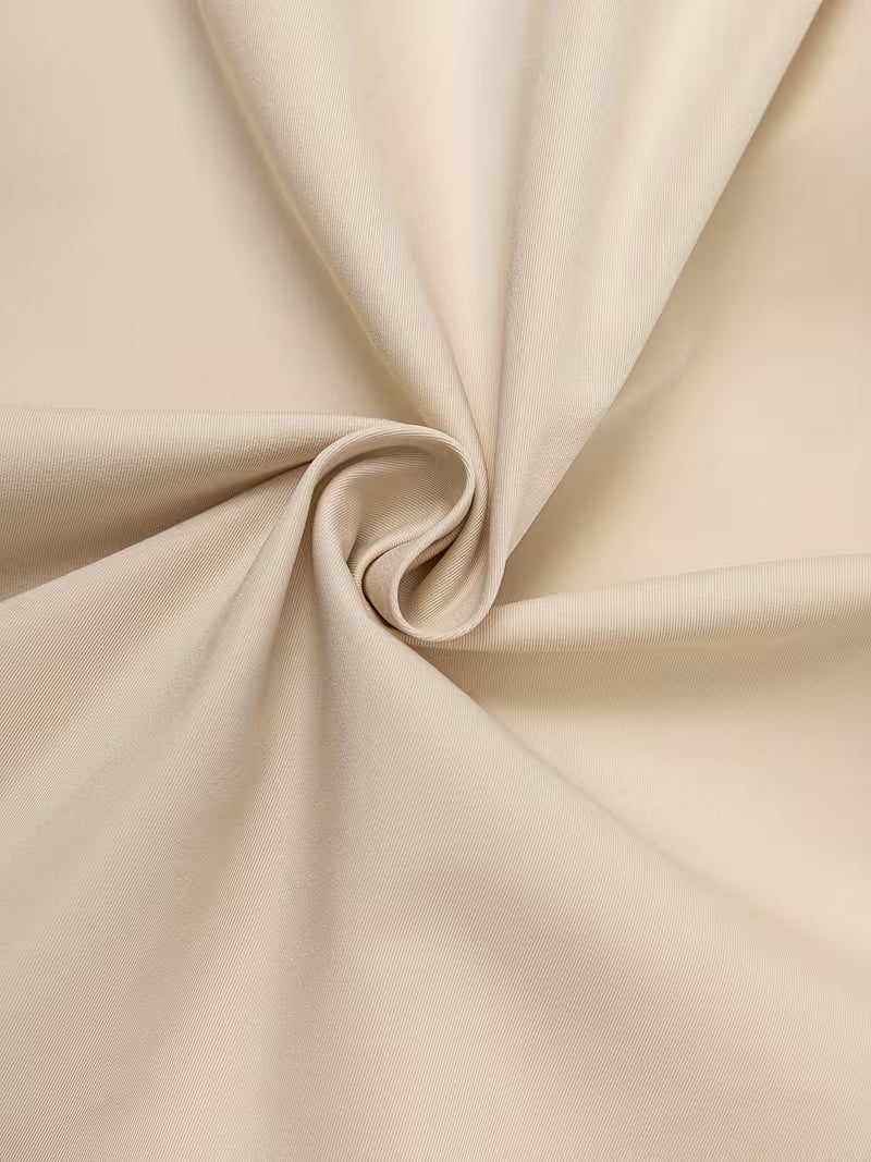 Saia Midi Feminina Evasê com Botões Frontais