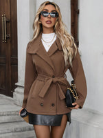 Casaco Feminino Curto com Cinto e Botões Elegante