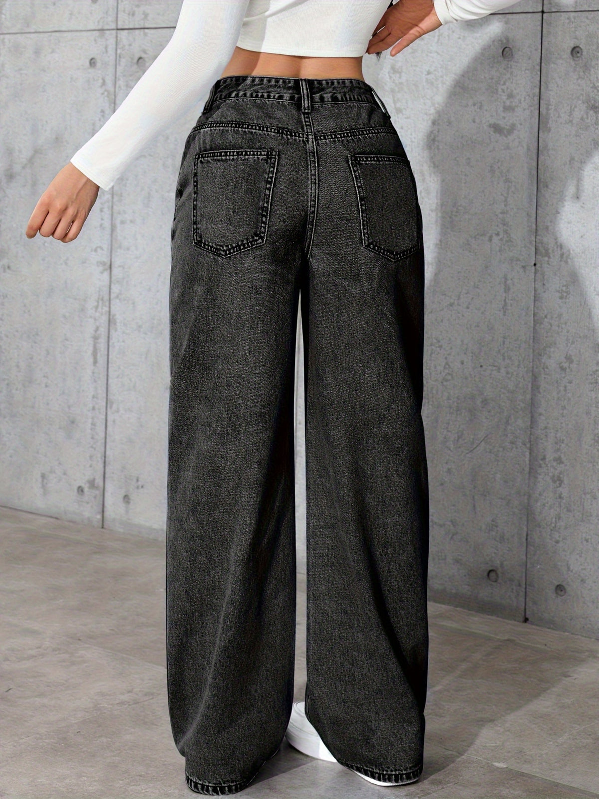 Calça Jeans Feminina Cintura Alta Corte Reto Elegante