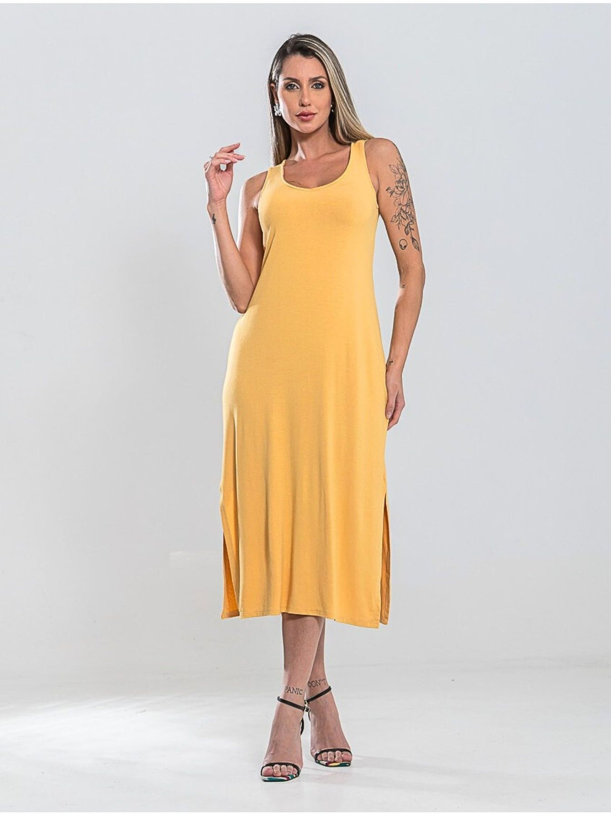 Vestido Midi Regata com Ajuste nas Costas Feminino