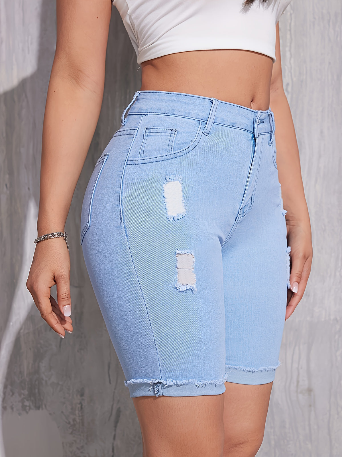 Bermuda Jeans Feminina Cintura Alta Destroyed Rasgada