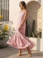 Vestido Longo Feminino de Alça com Decote Quadrado e Saia em Camadas