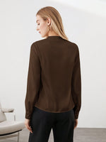 Blusa Feminina de Cetim Manga Longa Decote V Elegante