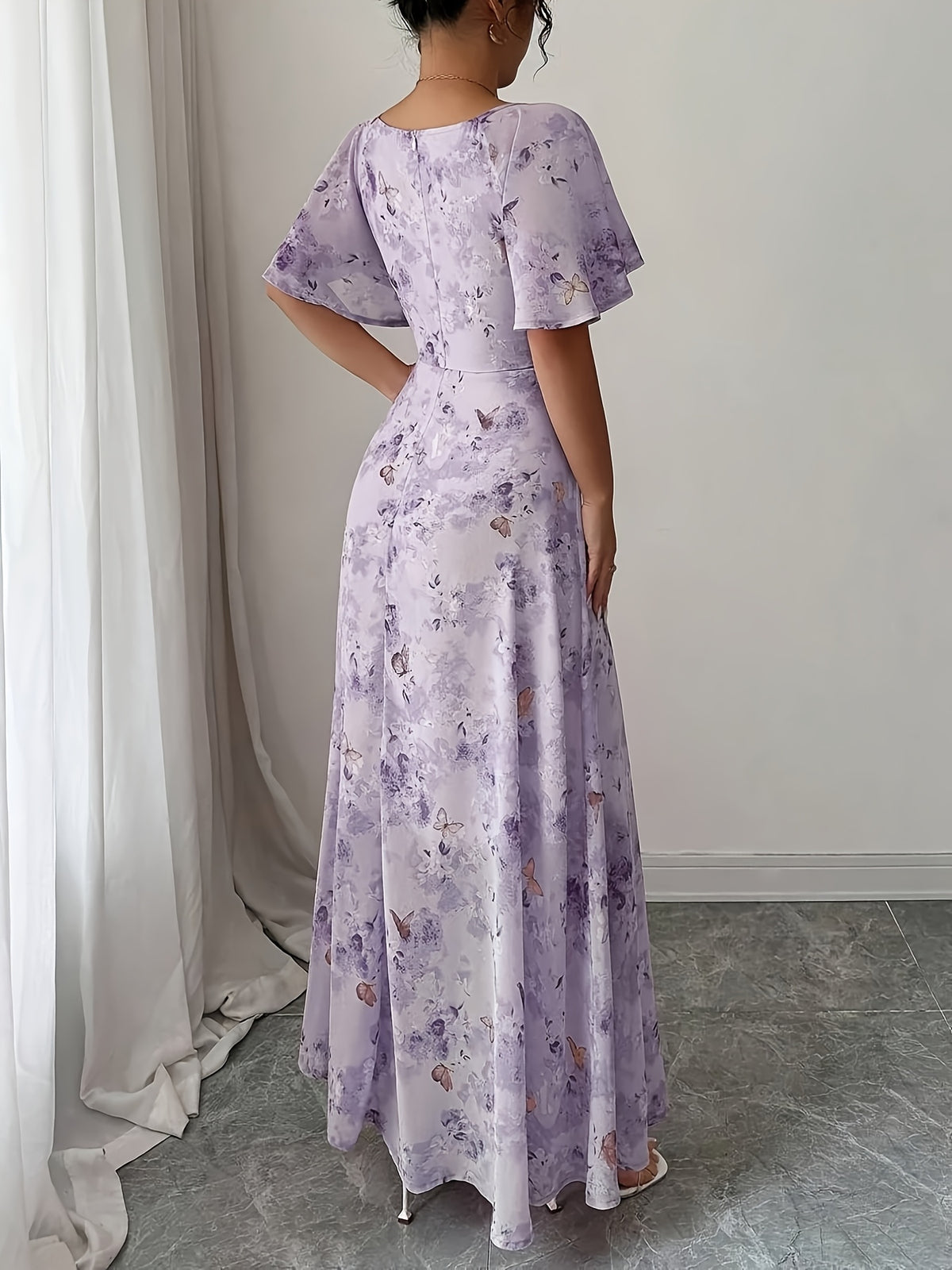 Vestido Feminino Chiffon Estampa de Borboletas Elegante