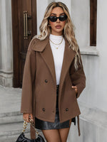 Casaco Feminino Curto com Cinto e Botões Elegante