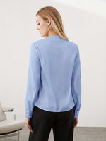 Blusa Feminina de Cetim Manga Longa Decote V Elegante