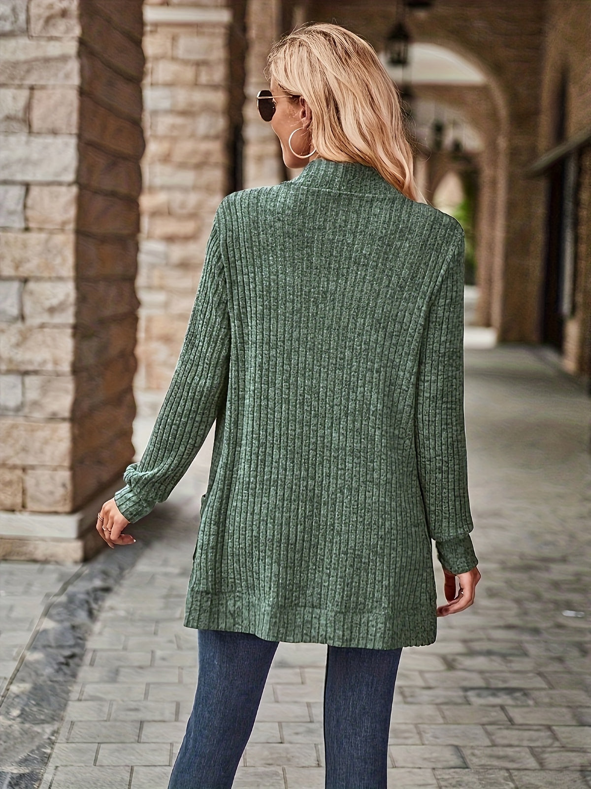 Cardigan Feminino Alongado com Bolsos Frontais