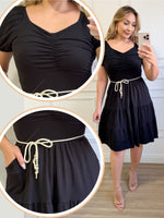 Vestido Feminino Solto de Gola V com Bolsos e Cinto