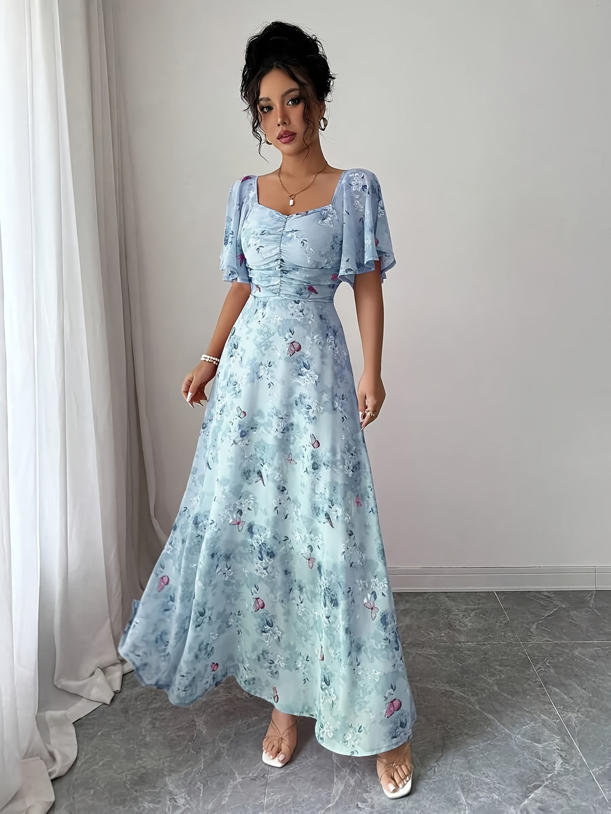 Vestido Feminino Chiffon Estampa de Borboletas Elegante