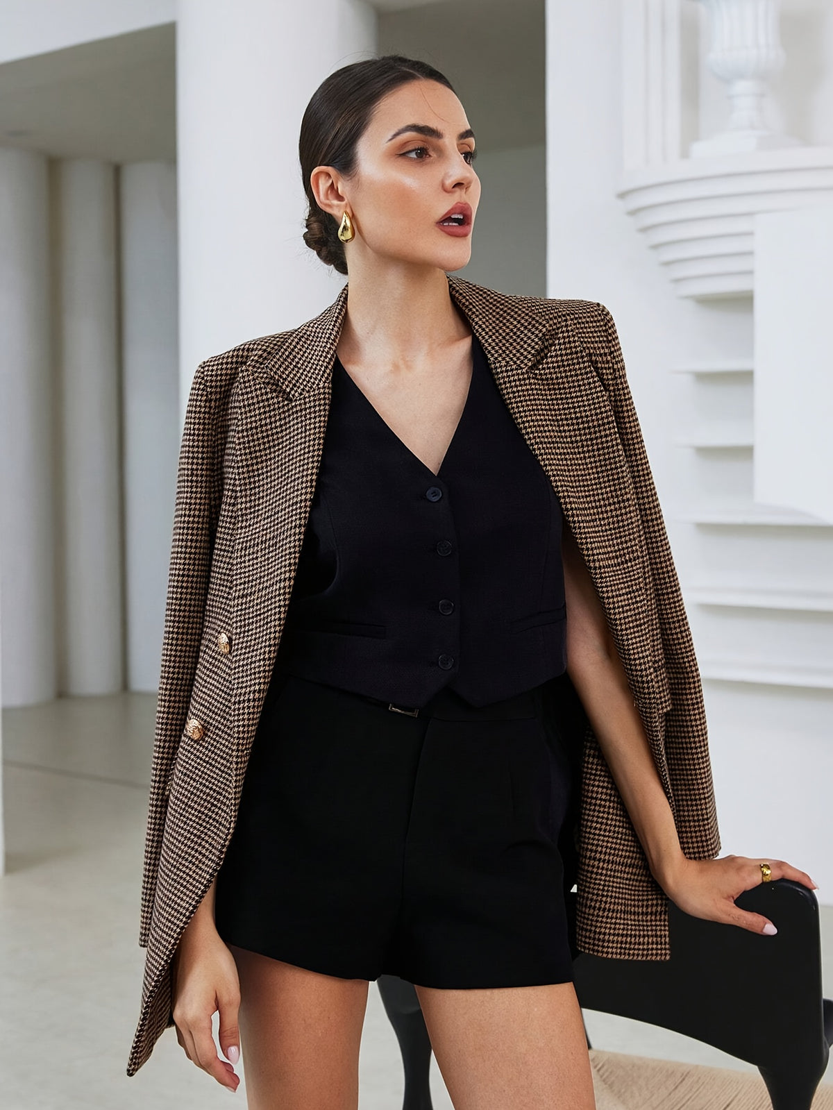 Blazer Feminino Xadrez com Abotoadura Dupla Elegante