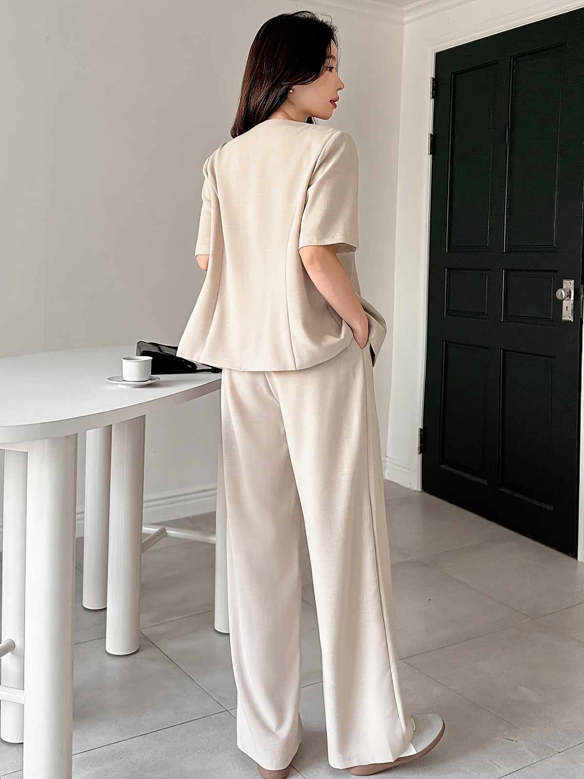 Conjunto Feminino 2 Peças Alfaiataria com Blusa e Calça Pantalona