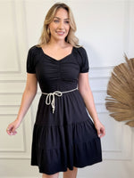 Vestido Feminino Solto de Gola V com Bolsos e Cinto
