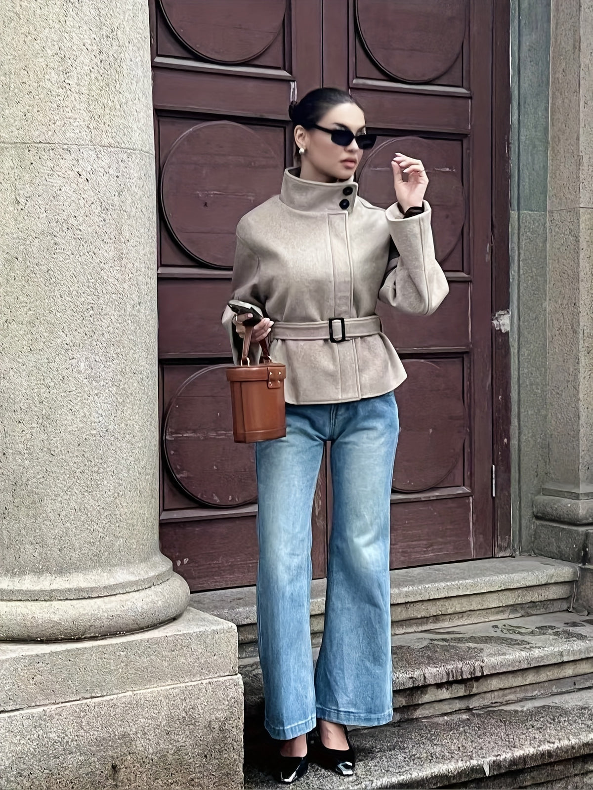 Casaco Feminino Tweed com Cinto Acinturado para Inverno