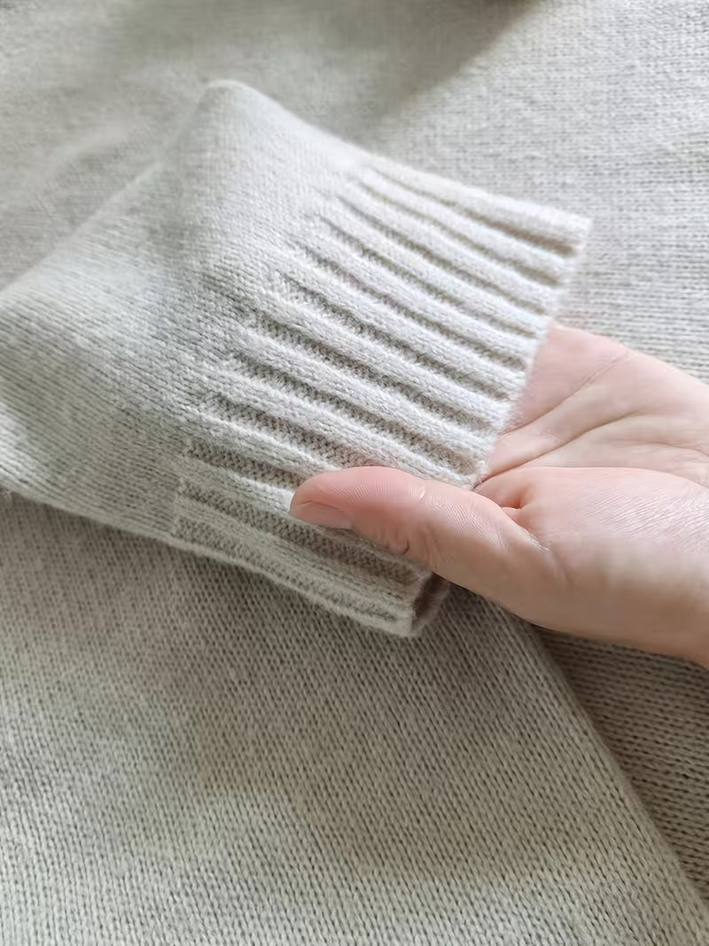 Suéter Feminino de Malha Manga Longa com Punho Amplo Elegante