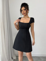 Vestido Curto Evasê Preto Feminino Lumesa