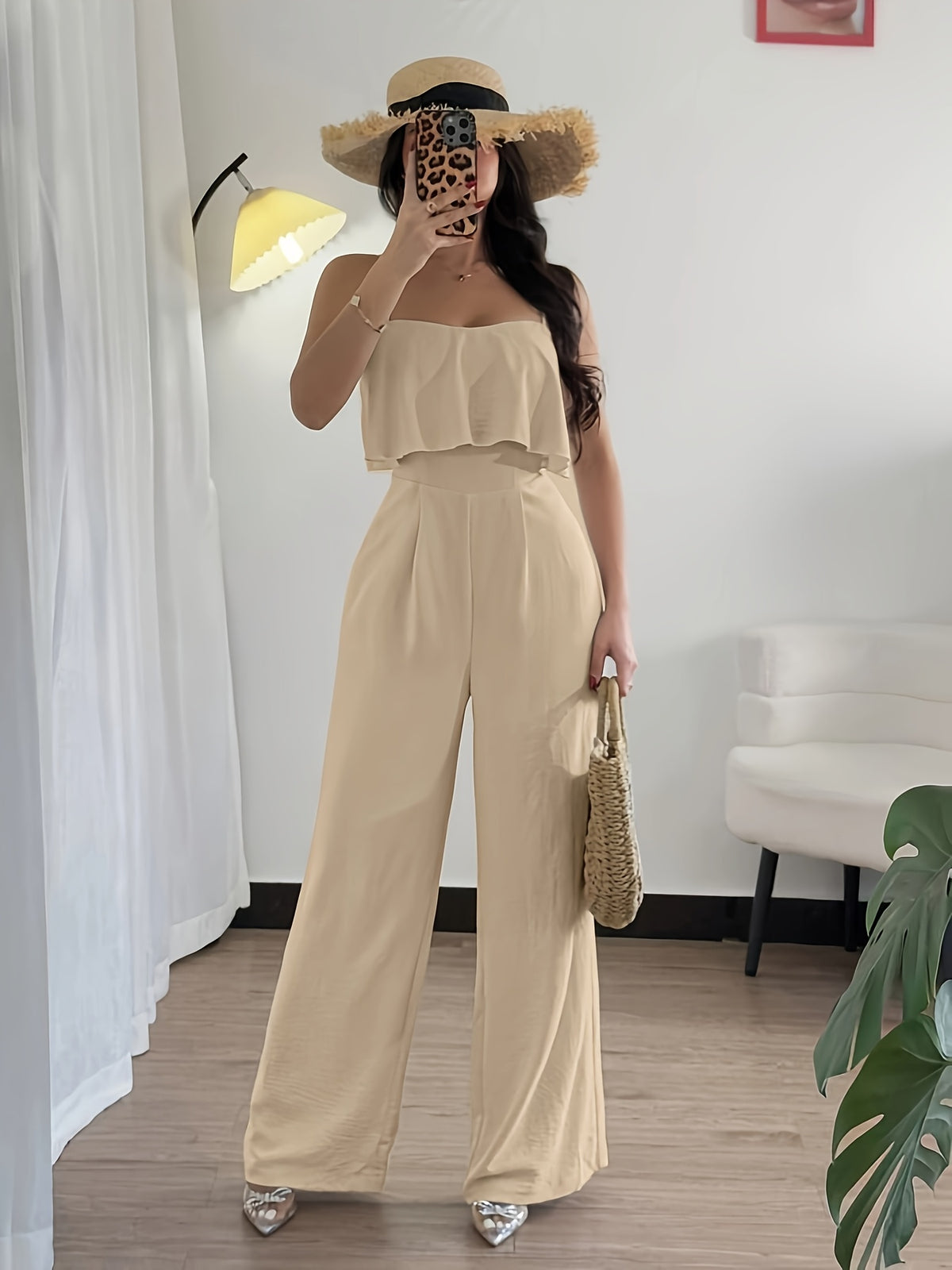 Macacão Feminino Elegante de Perna Larga com Cintura Marcada