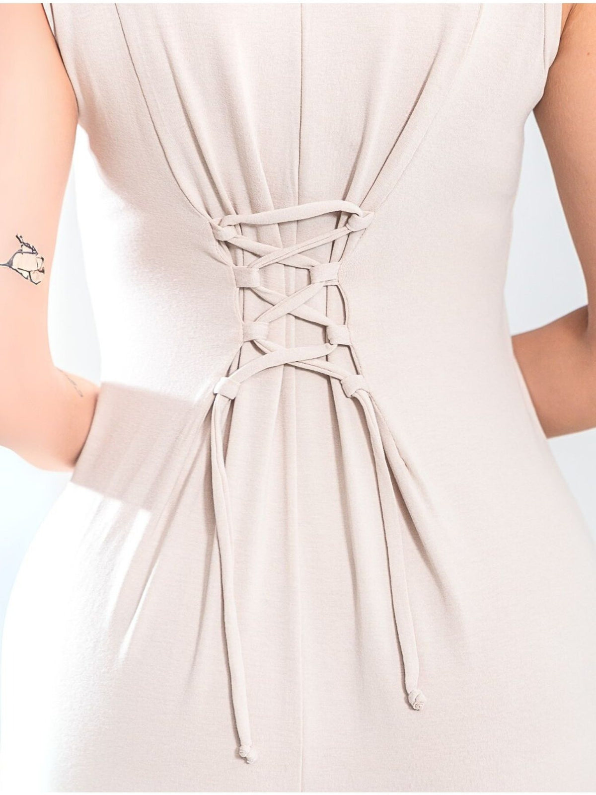 Vestido Midi Regata com Ajuste nas Costas Feminino