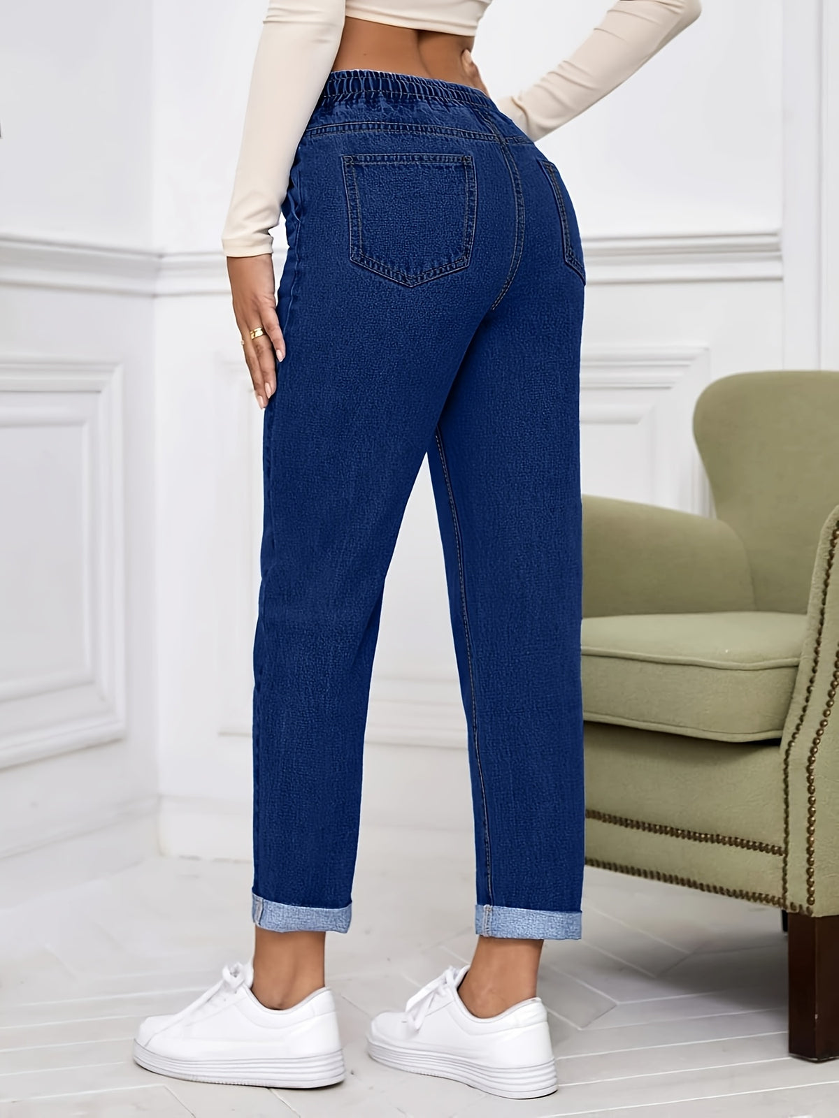 Calça Jeans Feminina Cintura Elástica com Barra Dobrada Azul