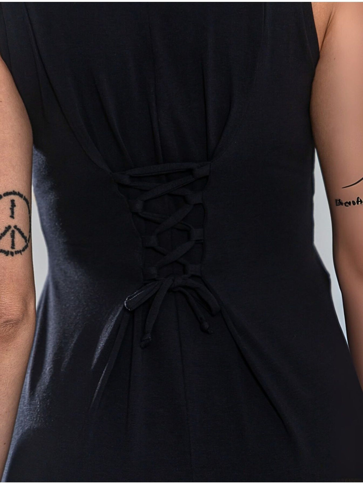 Vestido Midi Regata com Ajuste nas Costas Feminino
