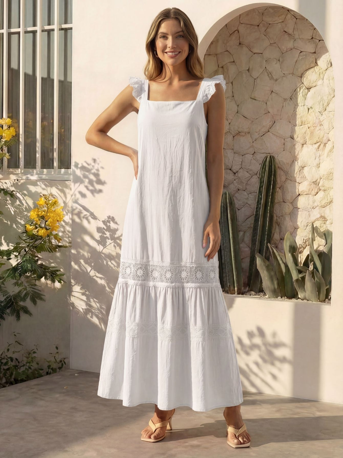 Vestido Longo Feminino de Alça com Decote Quadrado e Saia em Camadas