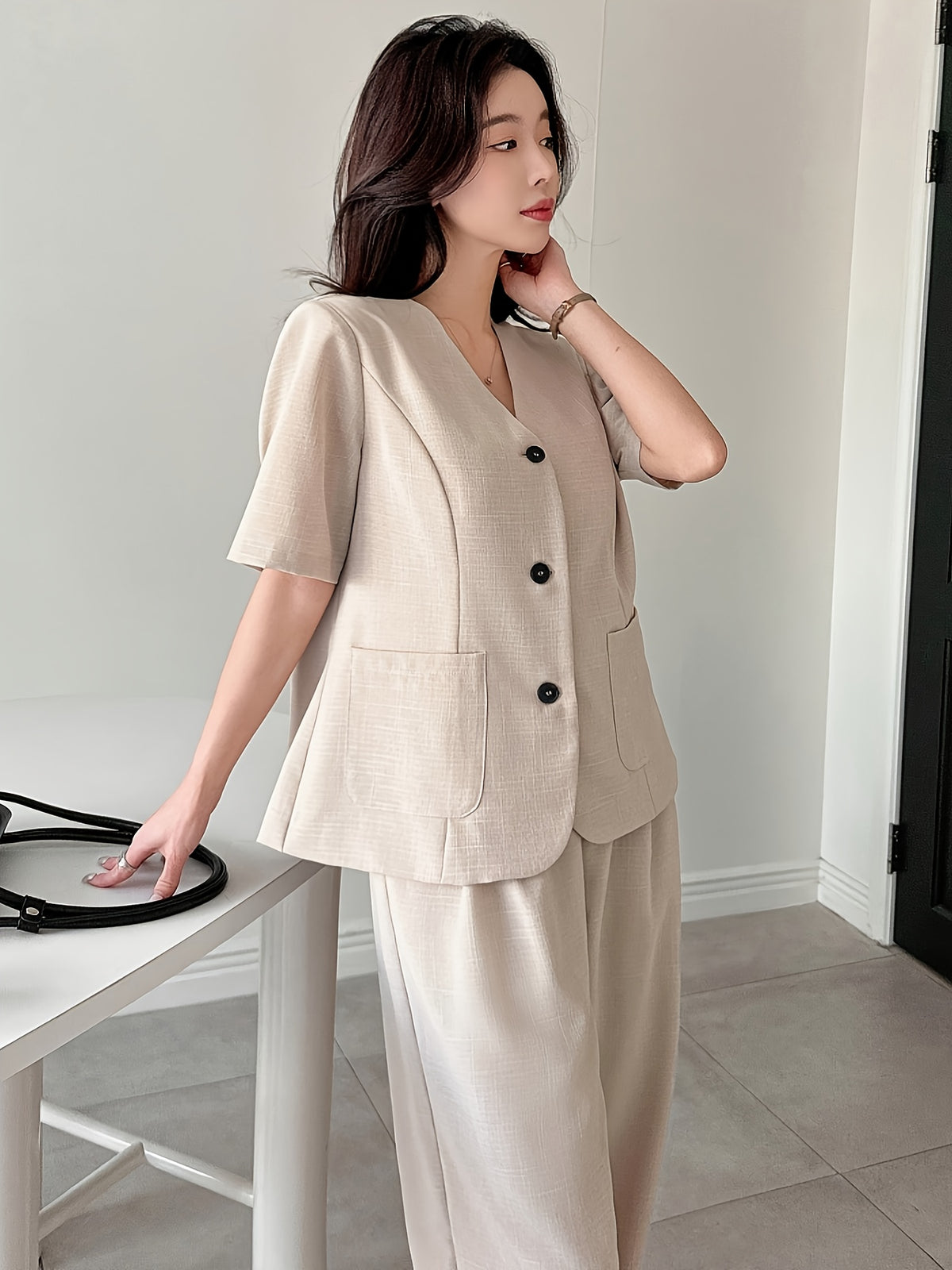 Conjunto Feminino 2 Peças Alfaiataria com Blusa e Calça Pantalona