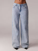 Calça Jeans Feminina Wide Leg Perna Larga Azul Claro