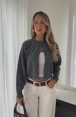 Cardigan Feminino Cropped de Tricô com Botões e Gola Redonda